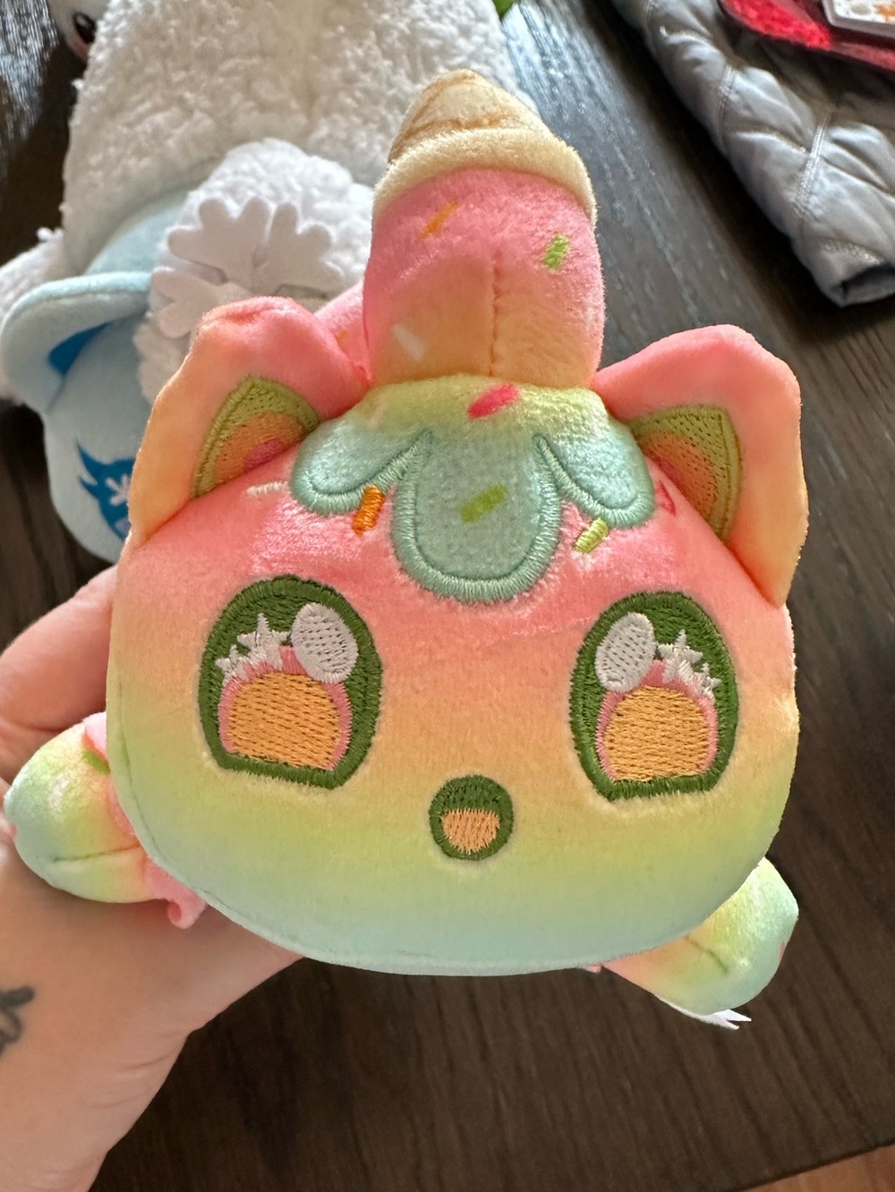 Set of 4, HTF Aphmau Meemeow mystery plushies. - Picture 7 of 12